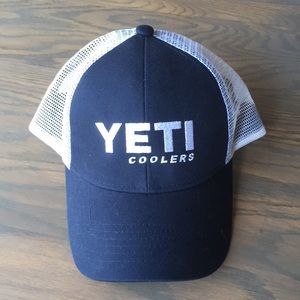 Yeti Hat NWT